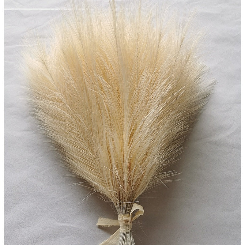 Artificial Pampas Grass